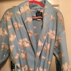 Nick & Nora Women’s Blue Cloud Heavy Bathrobe